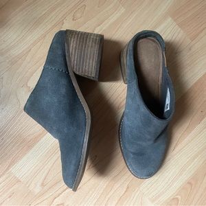 Mules by Toms
